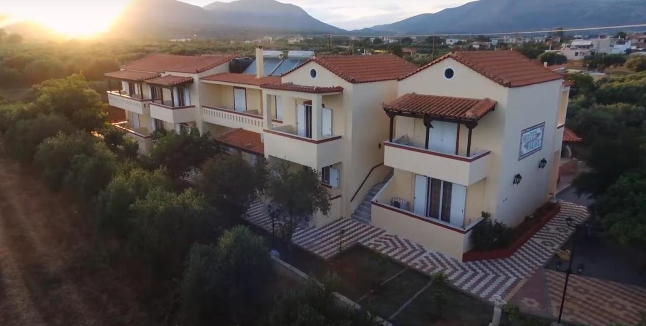 Hotel Takis Agios Georgios  Екстер'єр фото